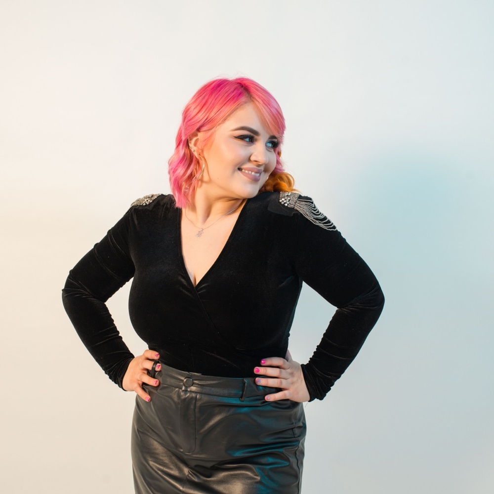 Meet your Posher, Carolina v